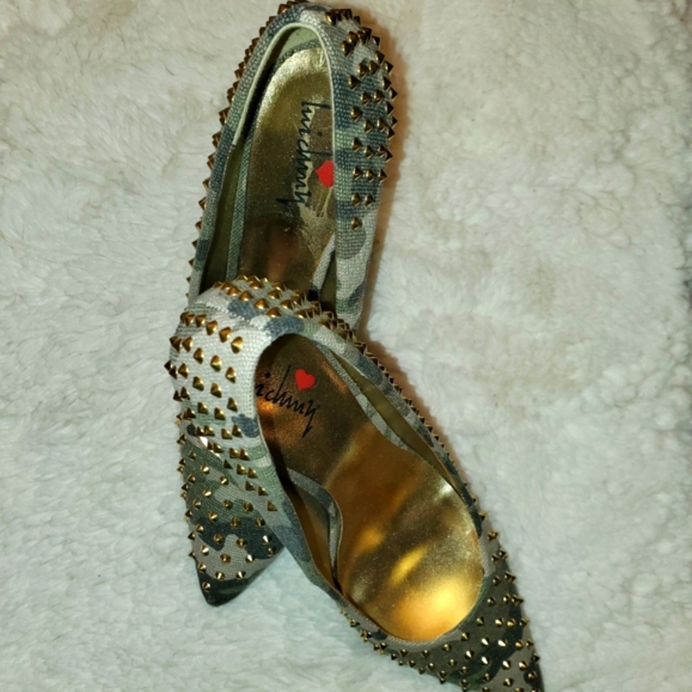 Heels 🥳 - Picture 2 of 6